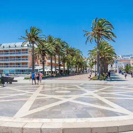 Claudia Canovas Villa Nerja